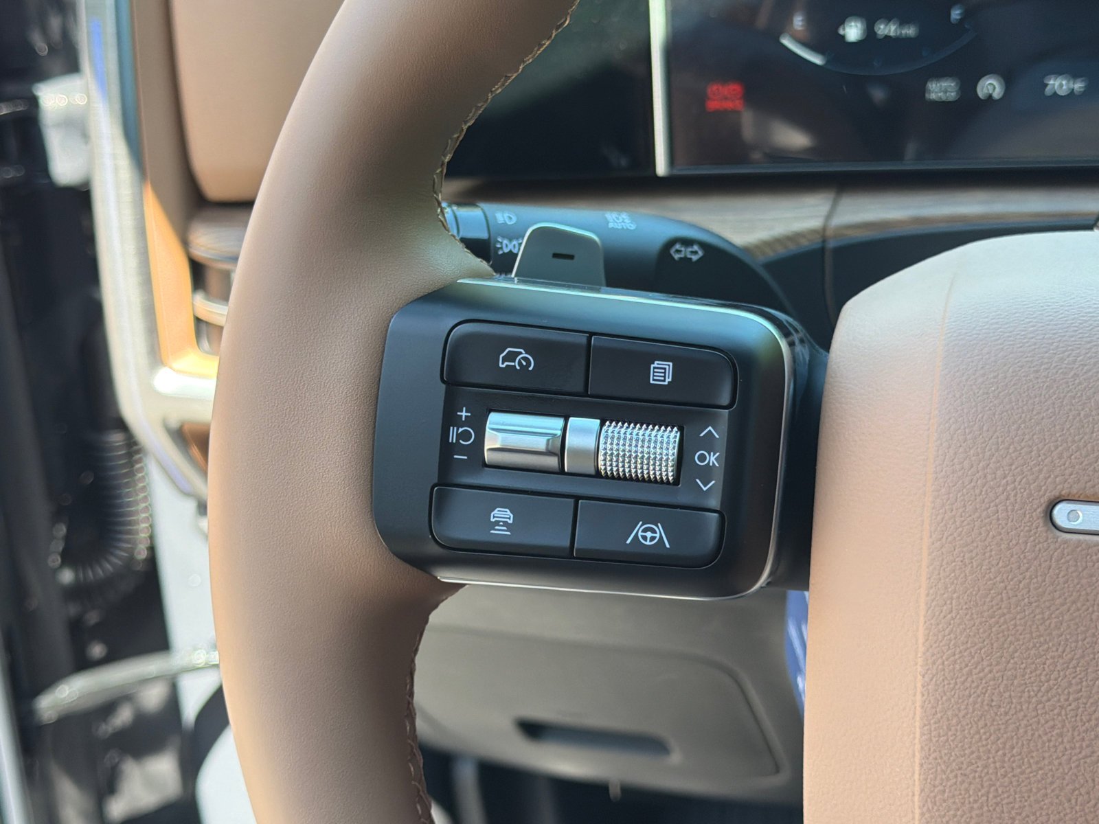 New 2026 Ecotronic Gray Hyundai Limited 7P image 19
