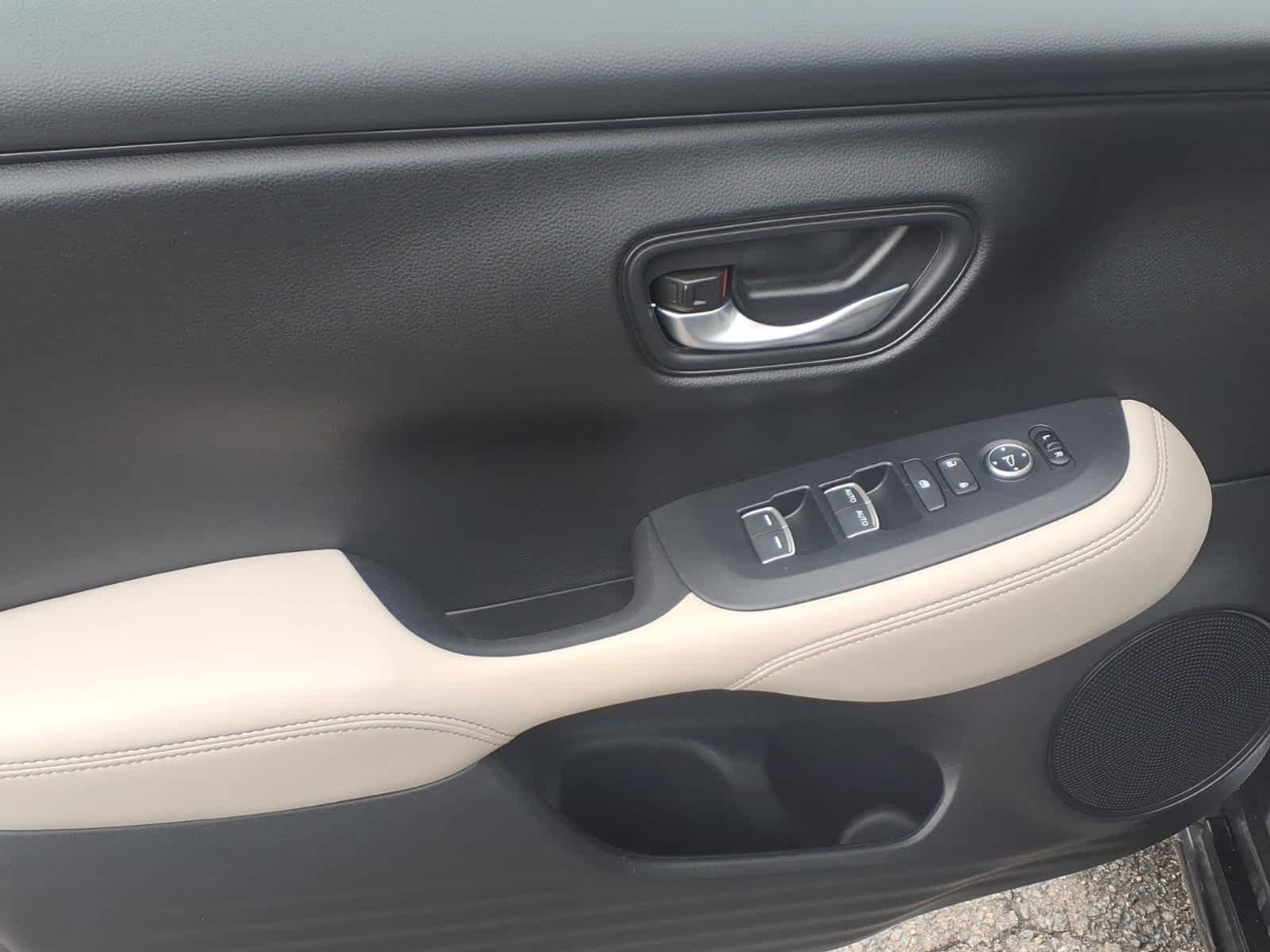 2024 Honda HR-V EX-L - Photo 16