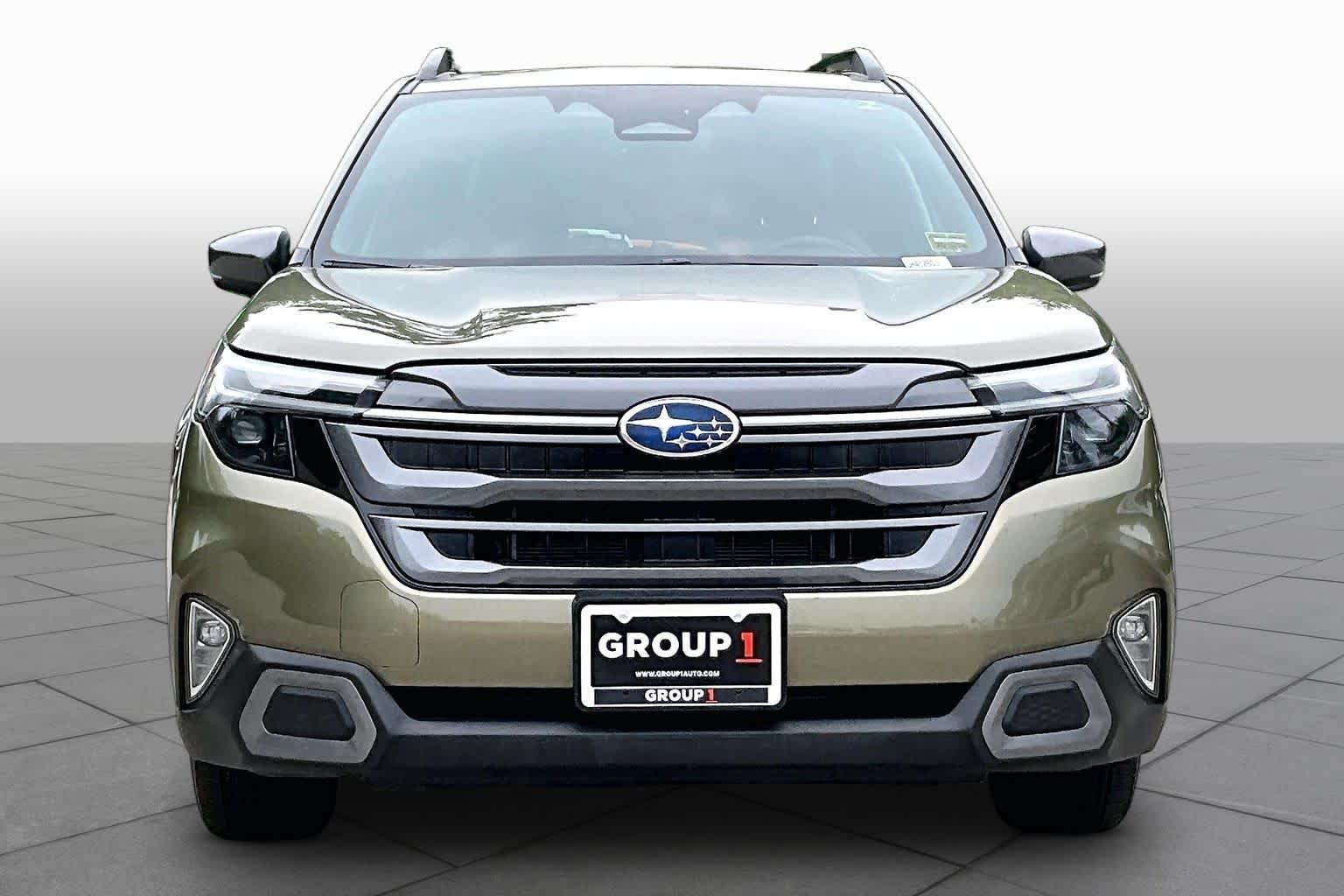 Used 2025 Autumn Green Metallic Subaru Limited Hybrid image 4