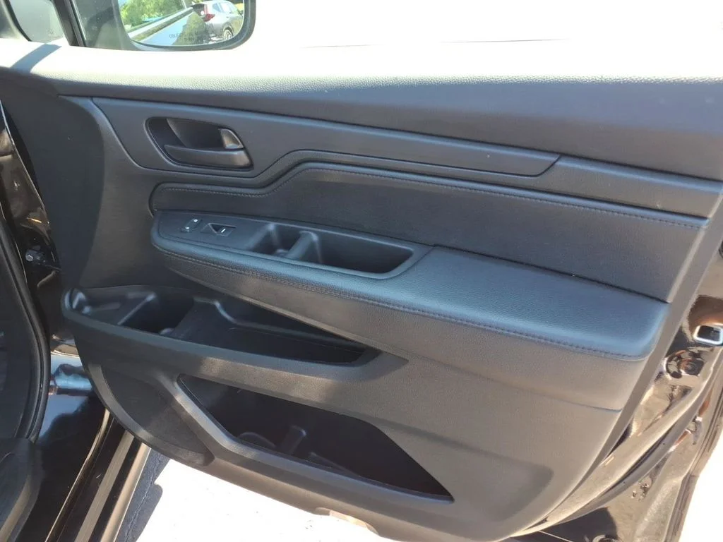 Used 2023 Black Honda EX-L image 31