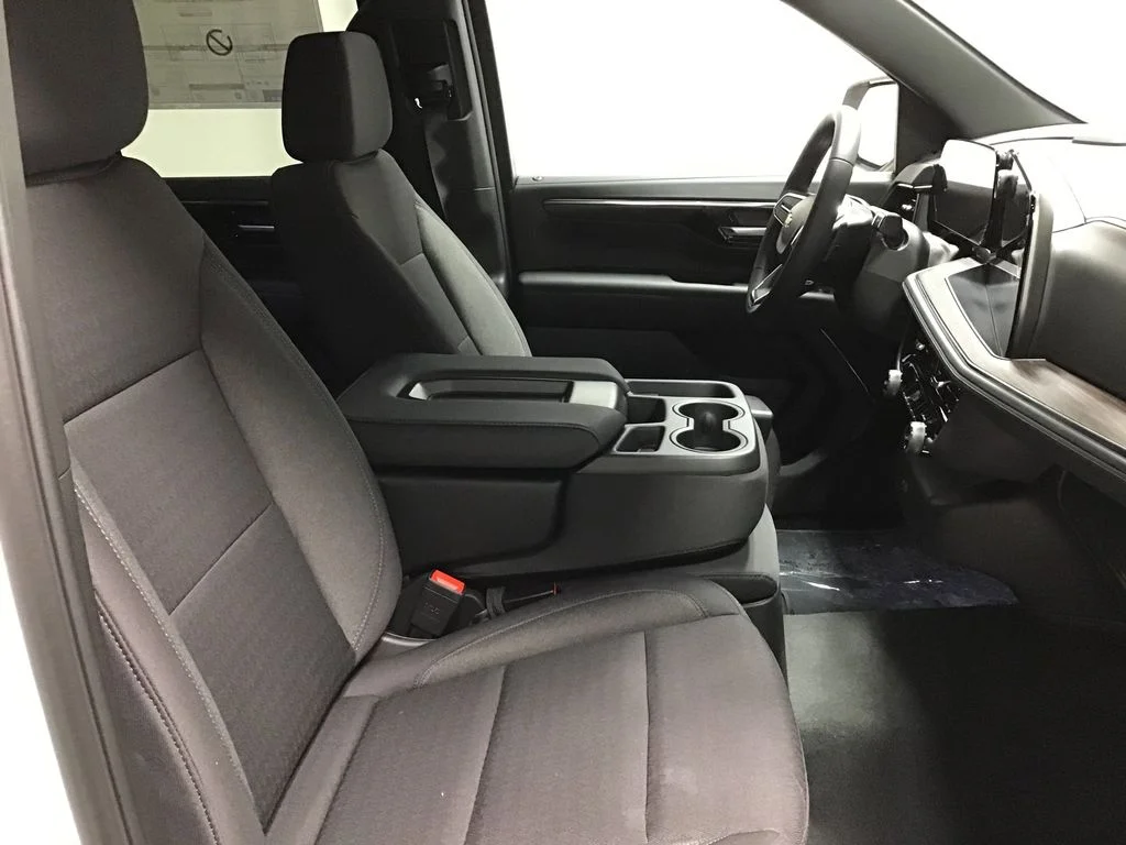 2026 Chevrolet Tahoe LS - Photo 8