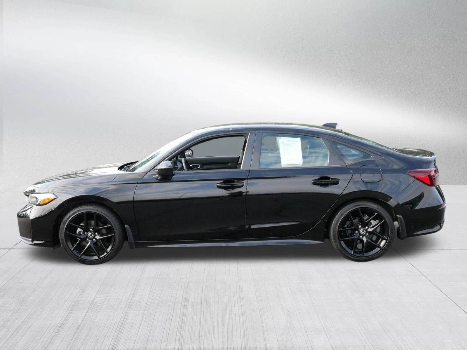 Used 2025 Crystal Black Pearl Honda Sport image 4