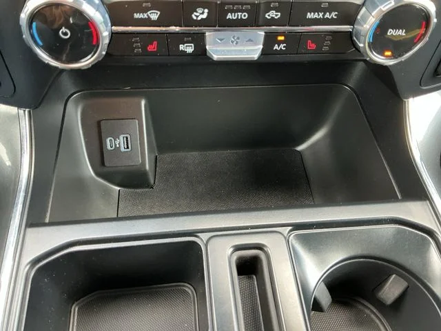 Used 2023 White Ford XLT image 30