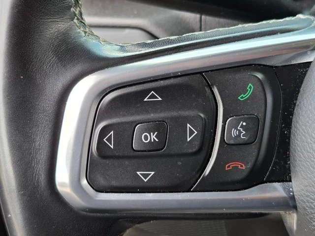Used 2019 Black Jeep Unlimited Sahara image 25