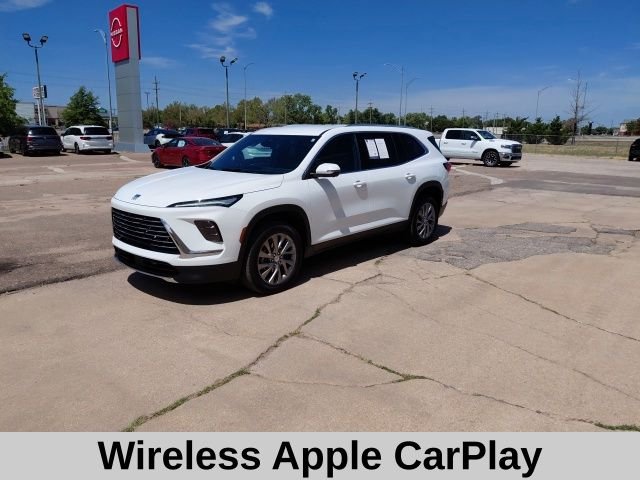 Used 2026 Summit White Buick Preferred image 9