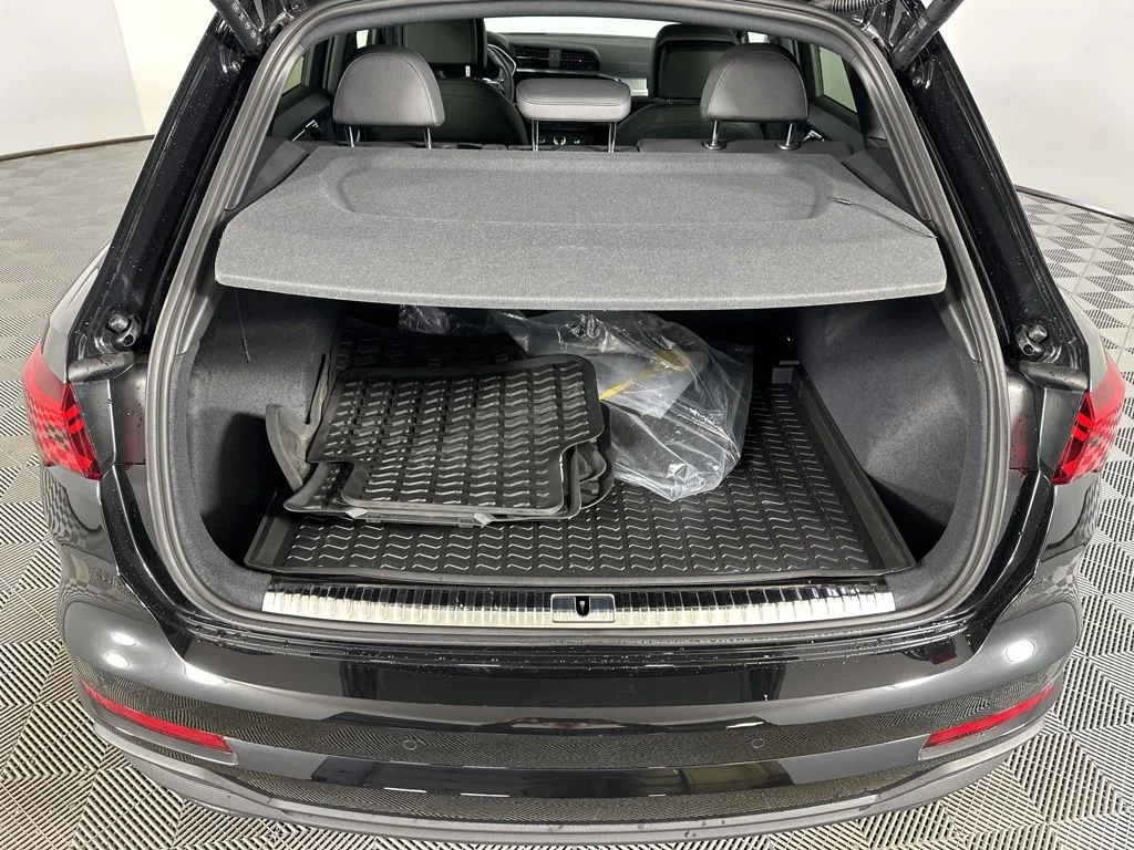 Used 2025 Black Audi Premium Plus image 10