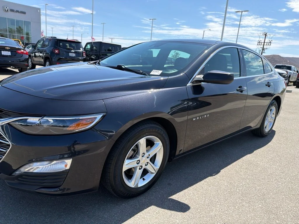 Used 2023 Gray Chevrolet LT image 11
