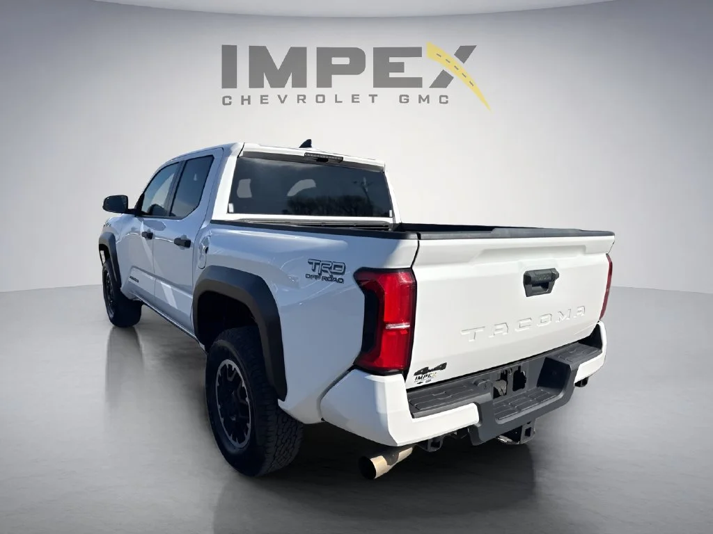 Used 2024 White Toyota SR5 image 3