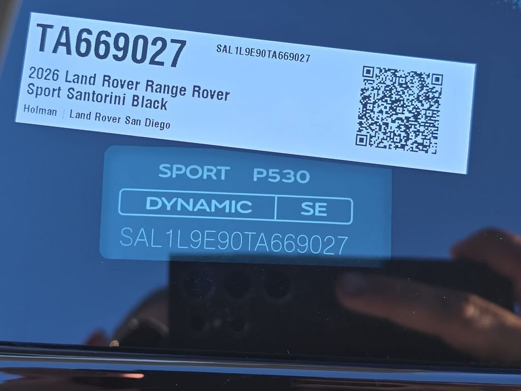 New 2026 Santorini Black LAND ROVER Dynamic SE image 37