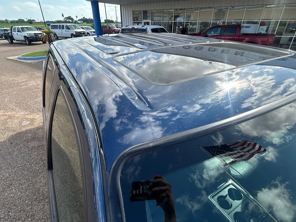 Used 2016  Ford Lariat image 7