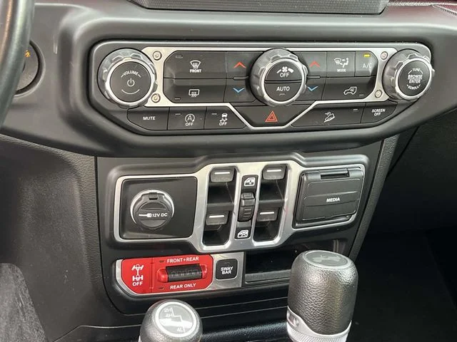 Used 2020 Gray Jeep Unlimited Rubicon image 30