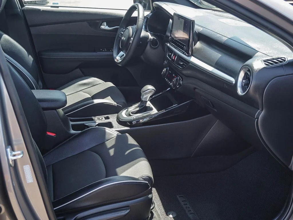 Certified Used 2023 Gray Kia GT-Line image 13