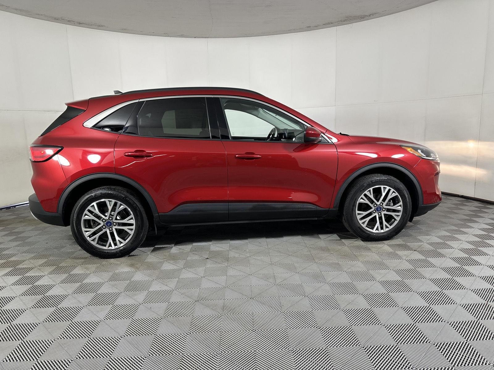 Used 2021 Rapid Red Metallic Tinted Clearcoat Ford SEL image 21