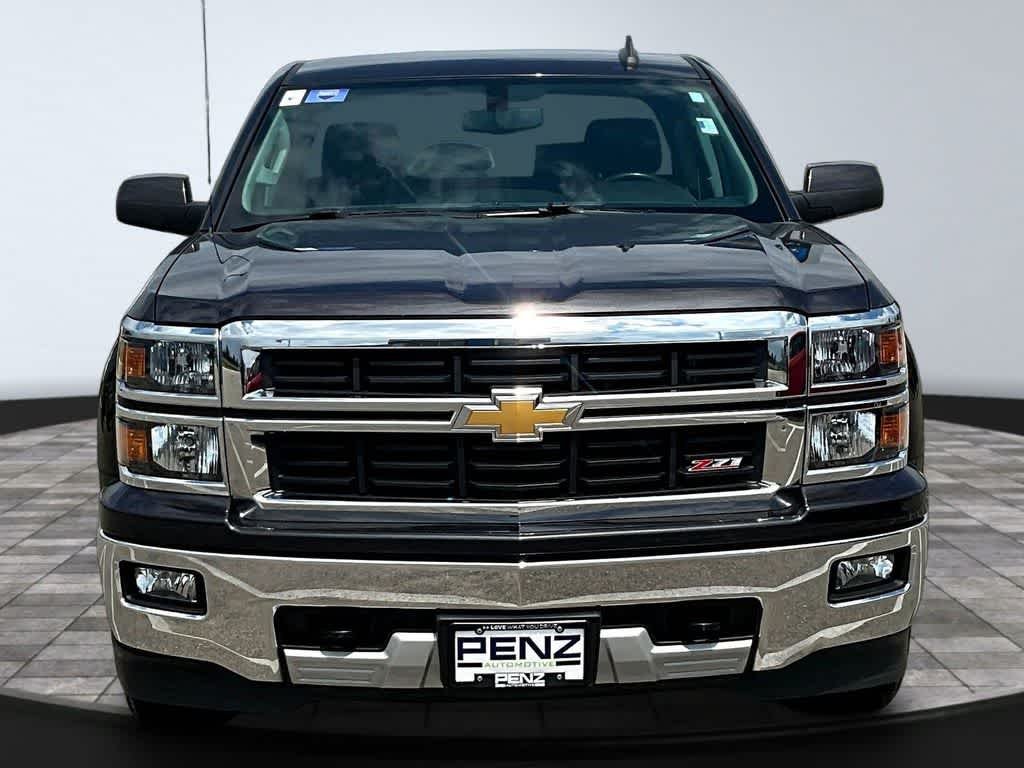 Used 2015 Chevrolet Silverado 1500 LT with VIN 1GCVKREC9FZ303340 for sale in Spring Valley, Minnesota