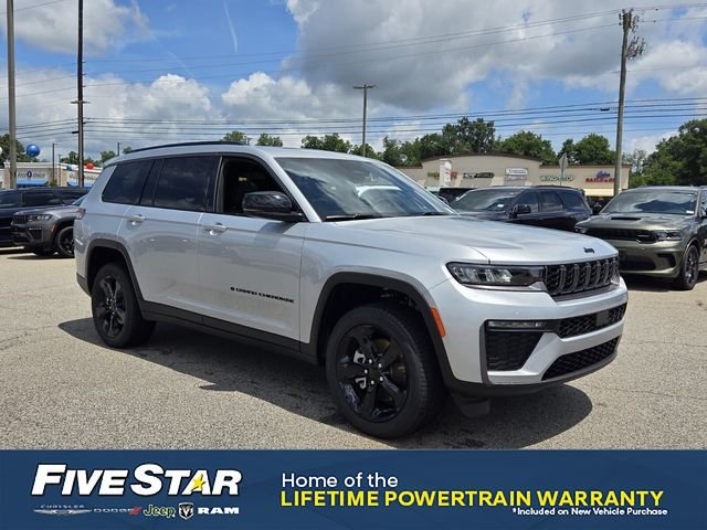 New 2026 Silver Zynith Exterior Paint Jeep Limited image 1