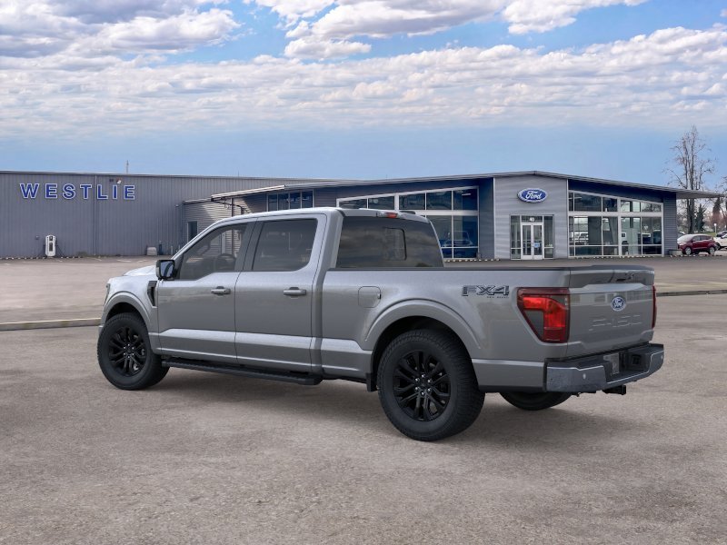 New 2026 Carbonized Gray Metallic Ford XLT image 32