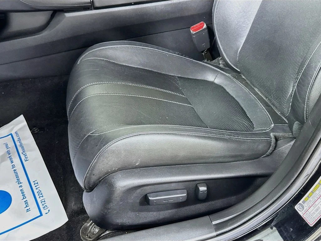 Used 2018 Black Honda Touring image 23