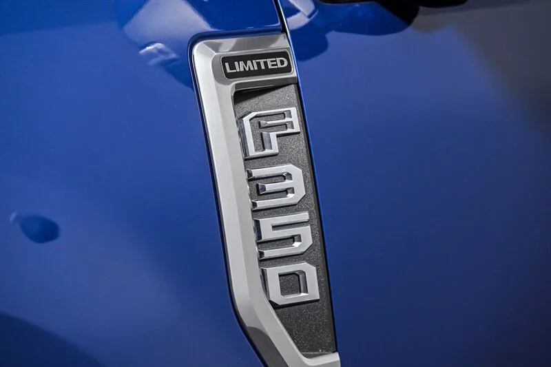 Used 2022 Atlas Blue Ford XL image 9