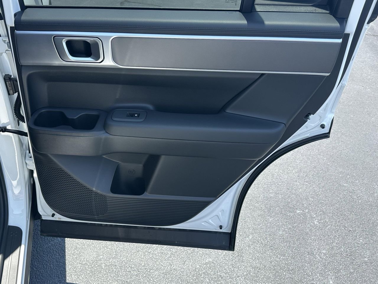 New 2026 Serenity White Hyundai SE image 14