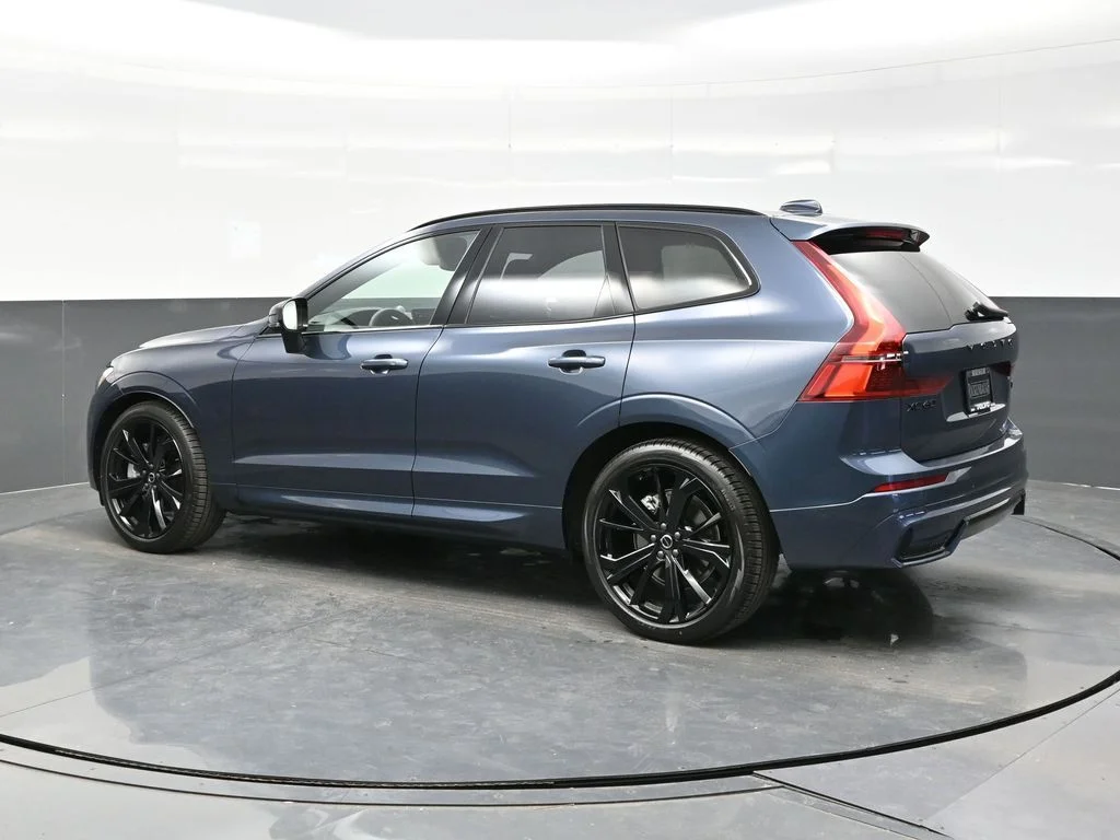 New 2026 Denim Blue Volvo Ultra image 4
