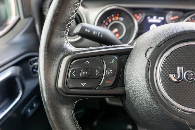Used 2023 Gray Jeep Sport S image 20