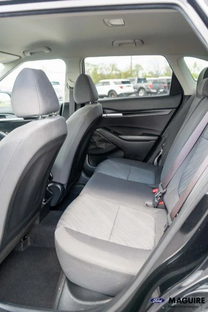Used 2024 Black Kia LX image 12