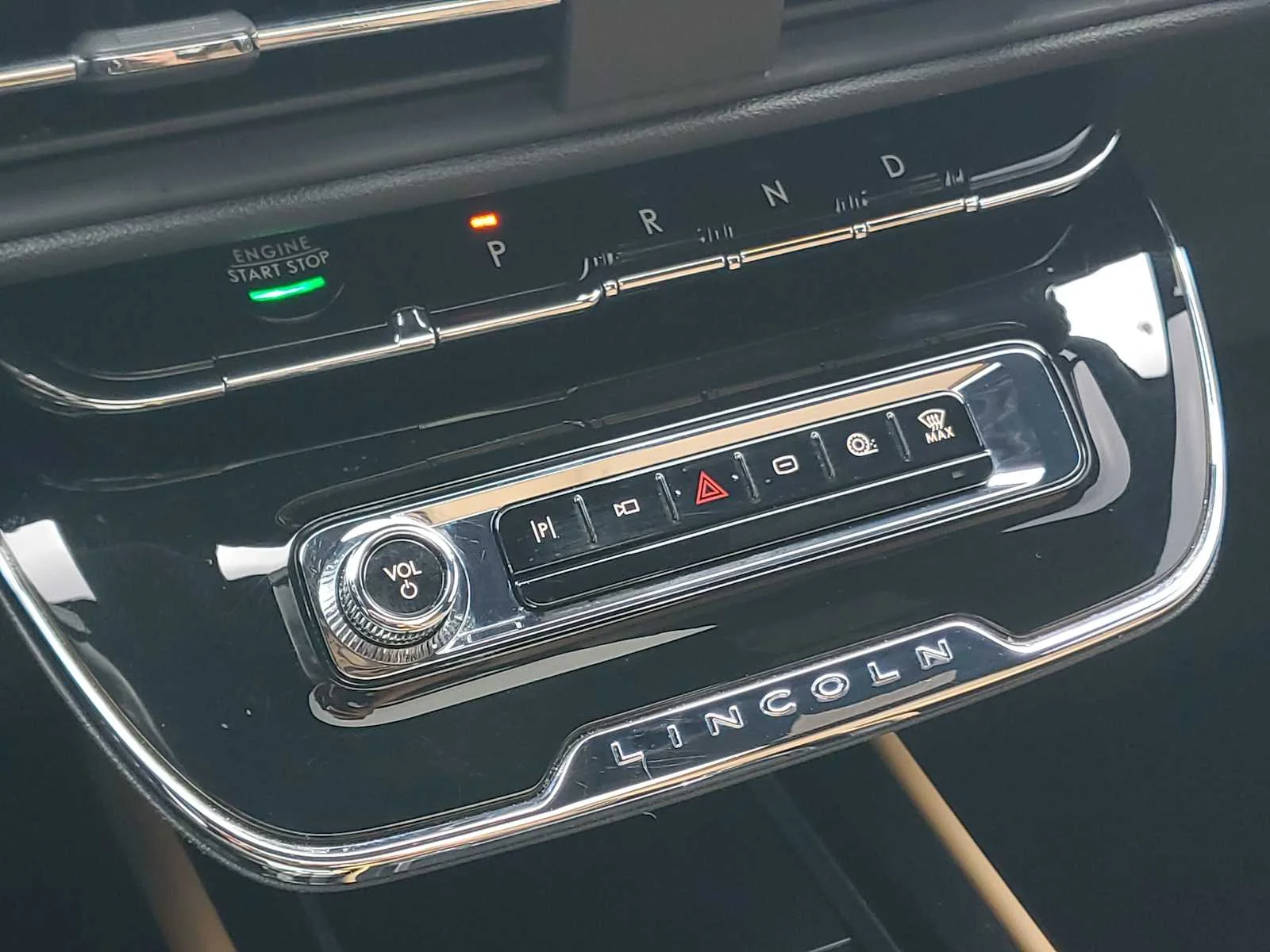 Used 2023  Lincoln Grand Touring image 31