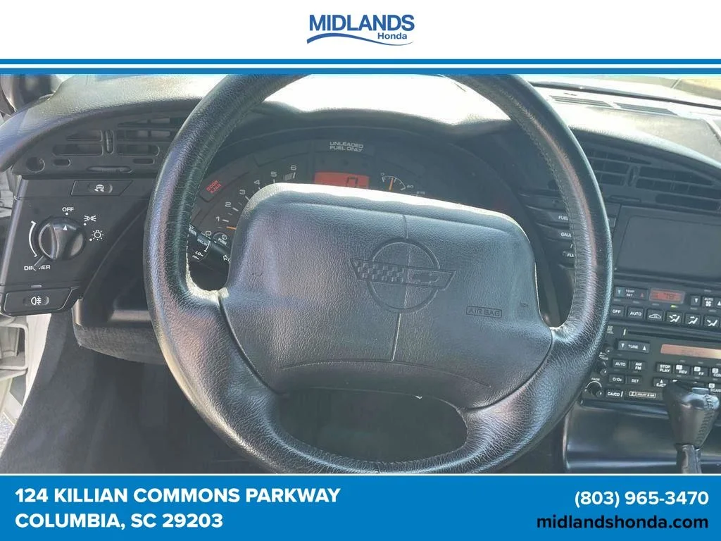 Used 1995 White Chevrolet Base image 18