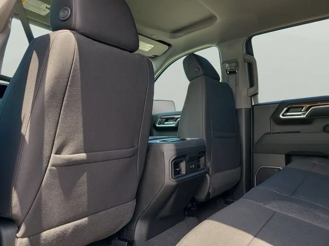 New 2026 Summit White Chevrolet LT image 9