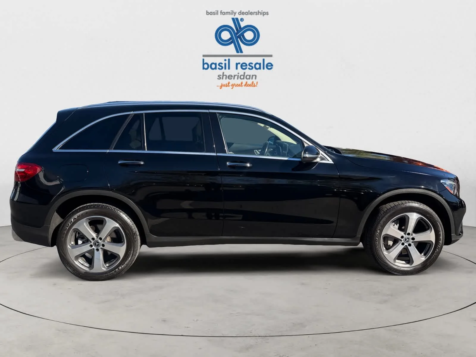Used 2019 Black Mercedes-Benz GLC 300 image 9