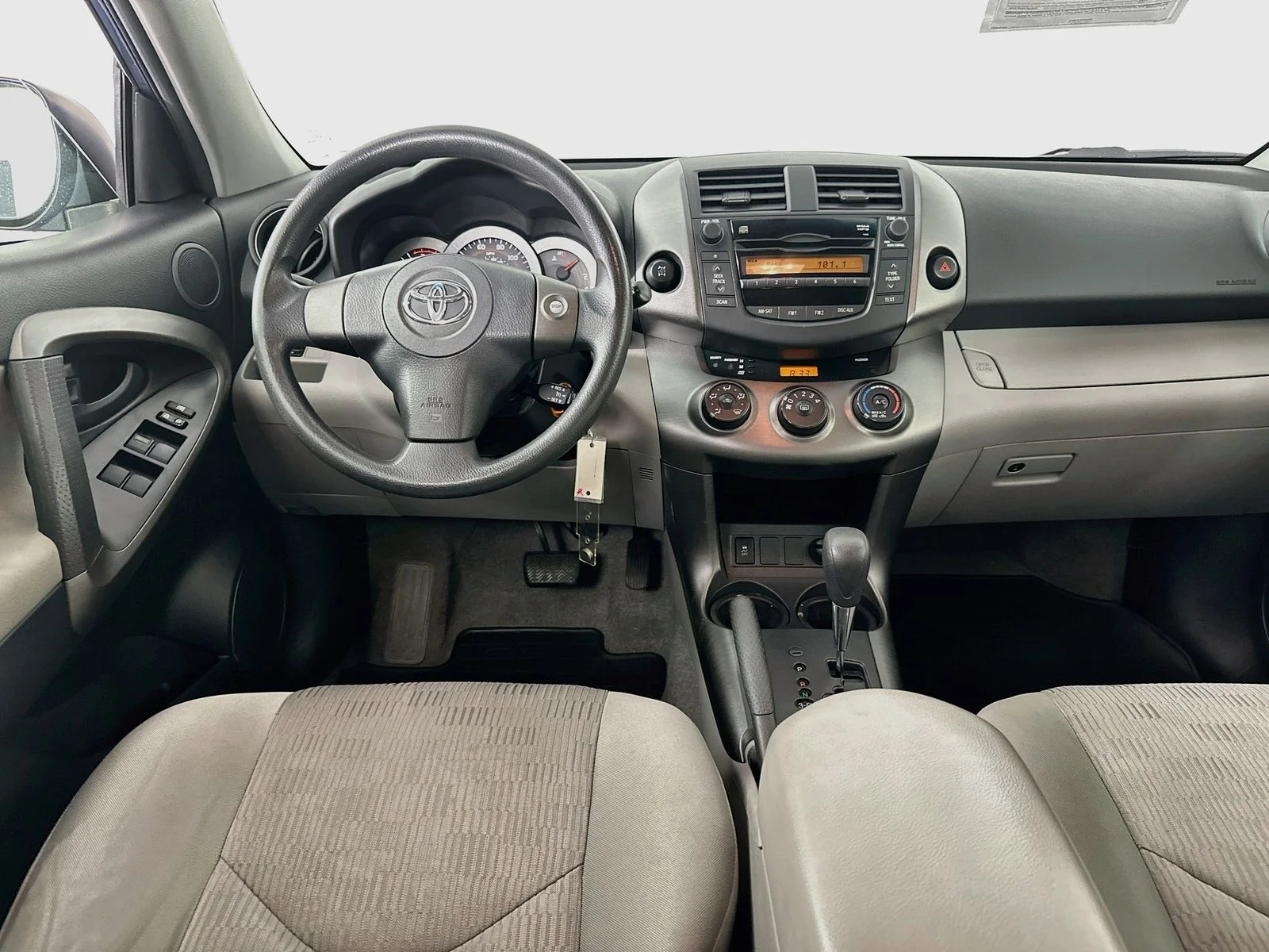 Used 2009 Pacific Blue Metallic Toyota Base image 19