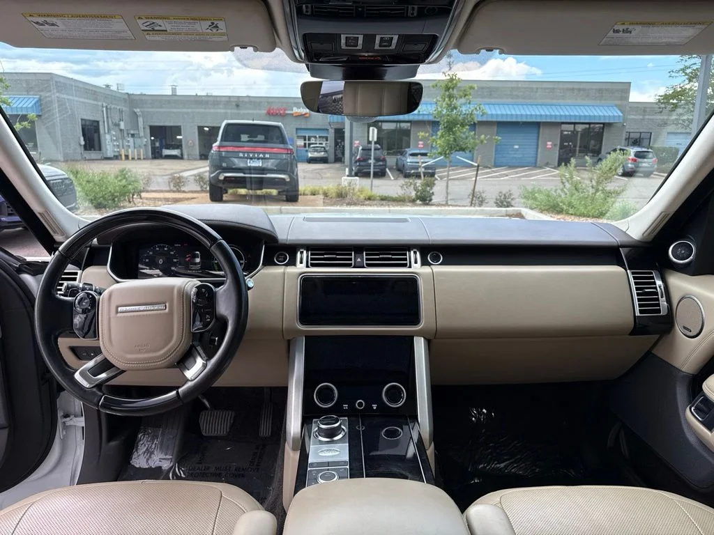 Used 2020 White Land Rover HSE image 12