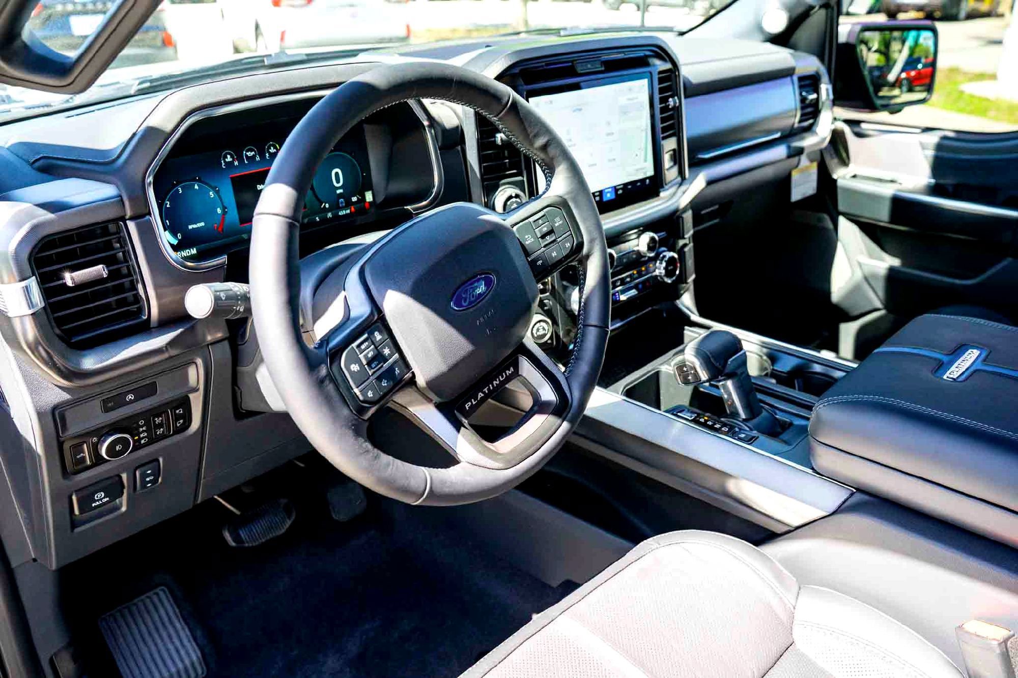 New 2025 Carbonized Gray Metallic Ford Platinum image 10