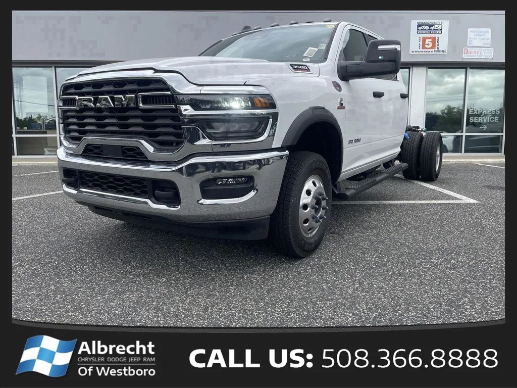 New 2026 Bright White Clear-Coat Exterior Paint RAM Tradesman image 1