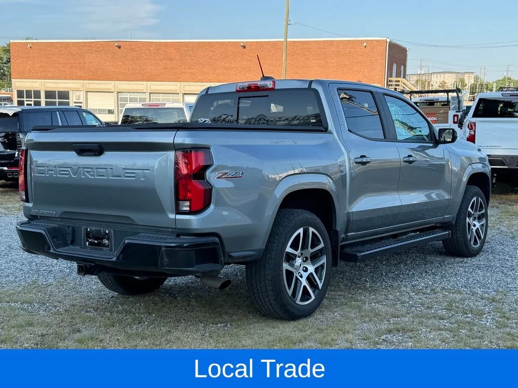 Used 2024 Gray Chevrolet Z71 image 5