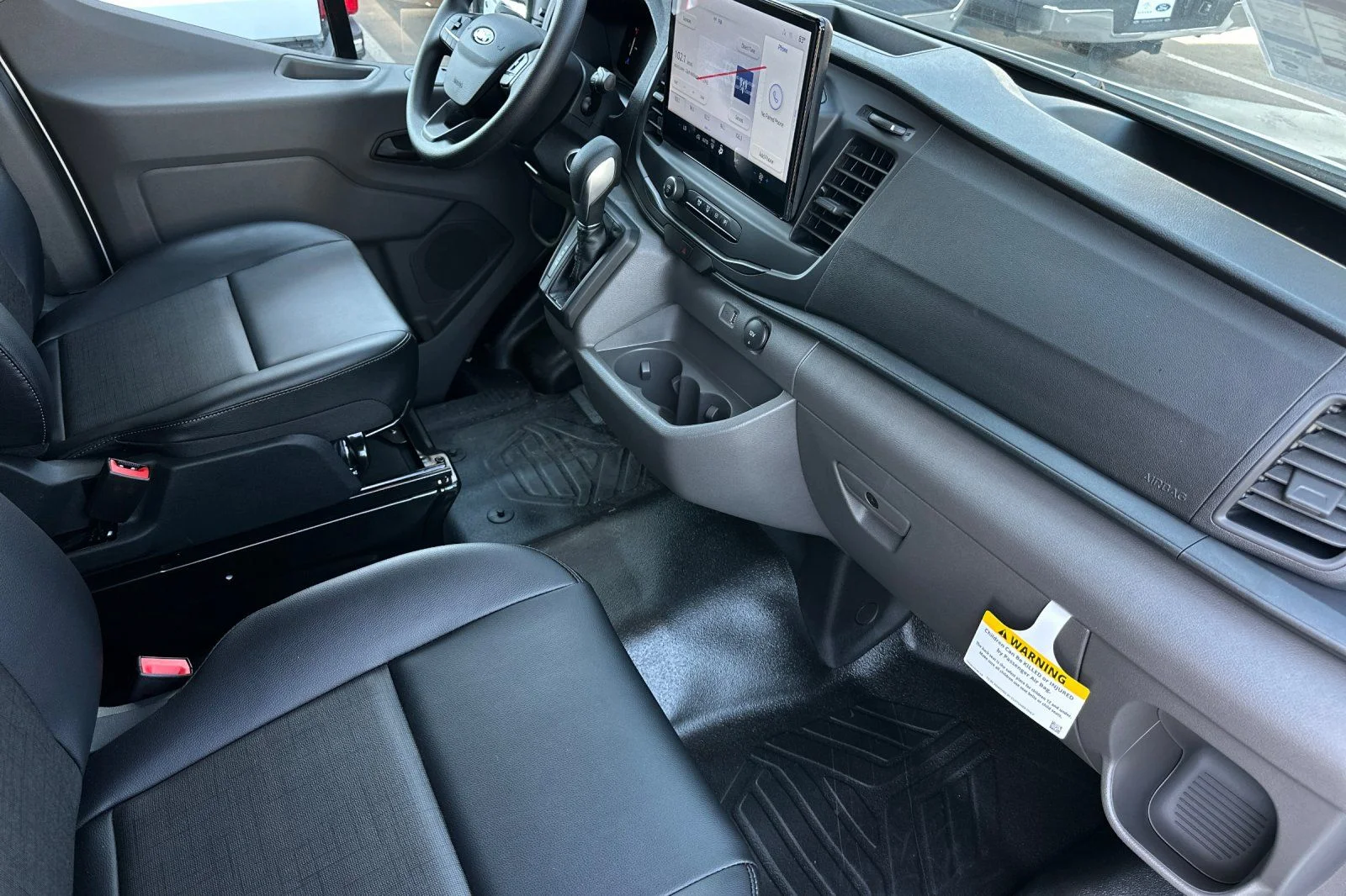 New 2026 Oxford White Ford Cargo Van image 15