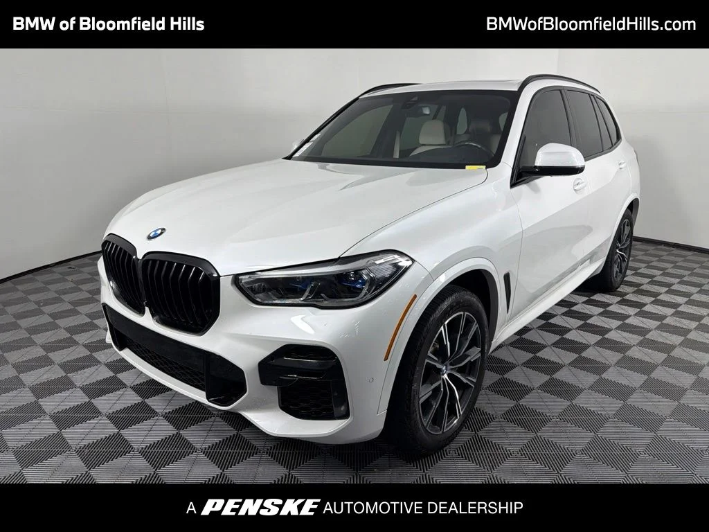 Used 2022 Mineral White Metallic BMW xDrive40i image 1