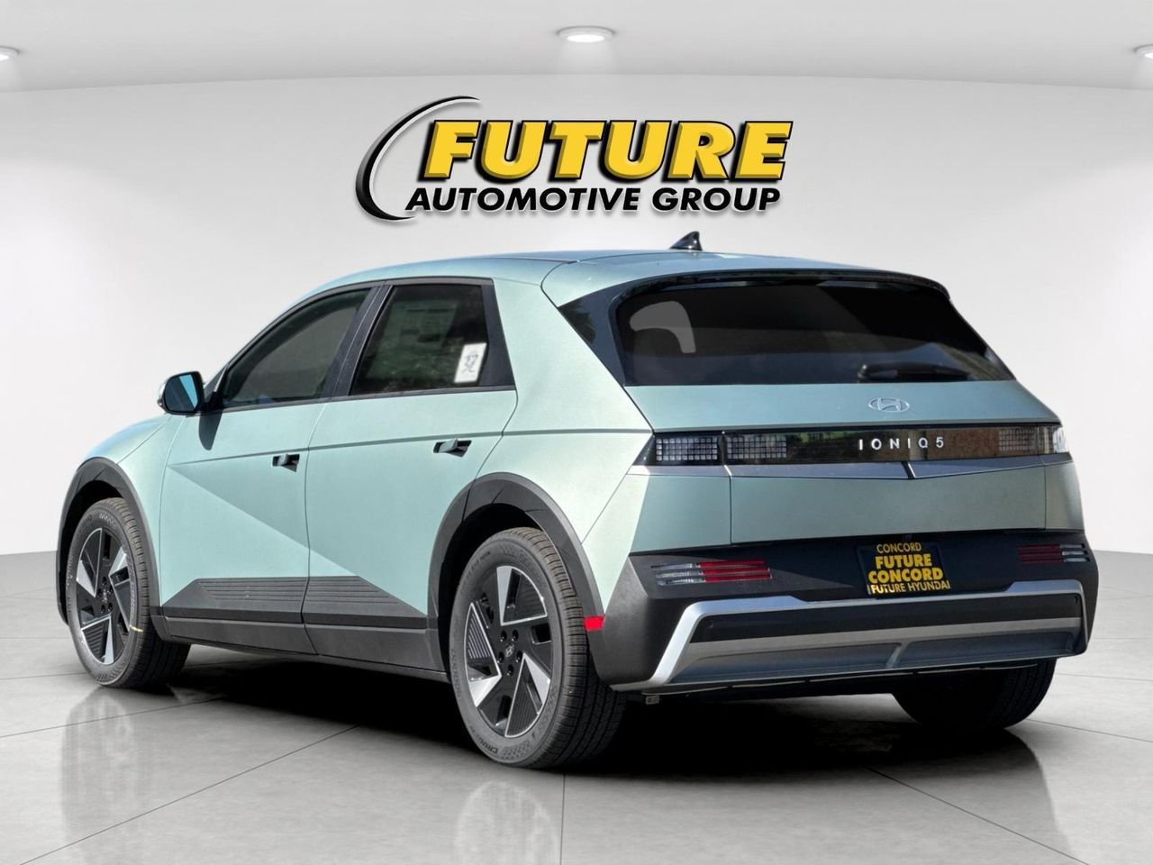 New 2026 Green Hyundai SEL image 5
