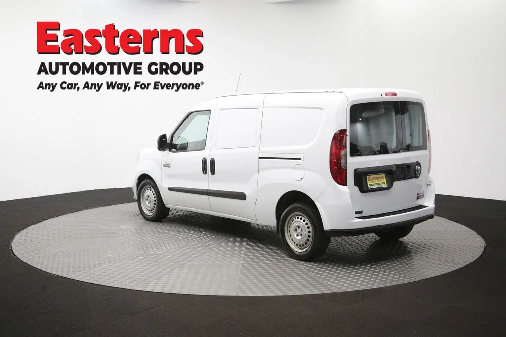 Used 2022 White Ram Base image 62