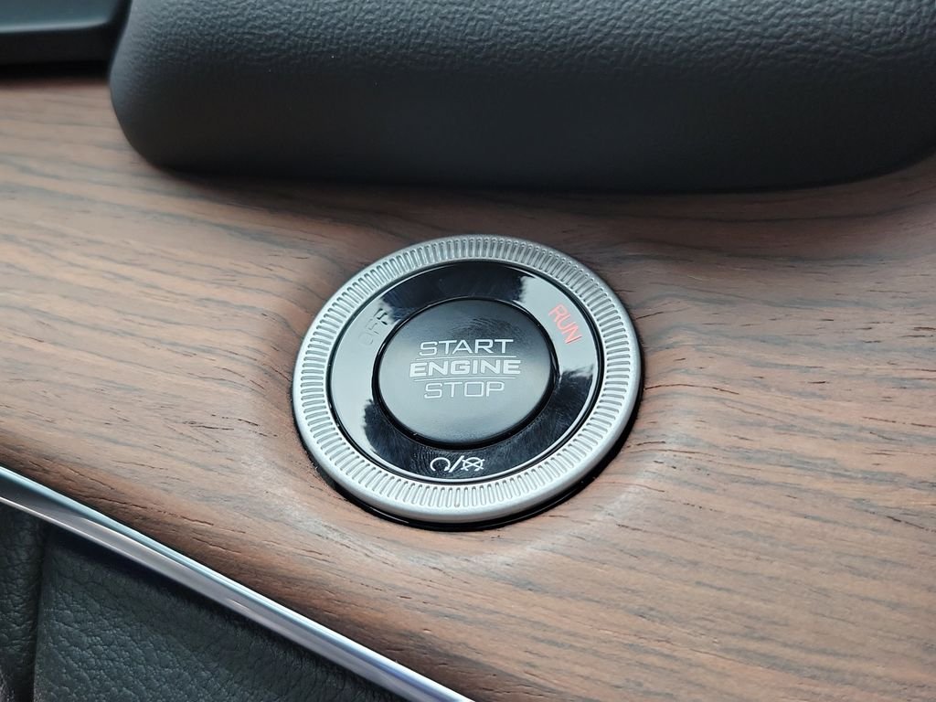 2025 Jeep Grand Cherokee L Summit - Photo 30