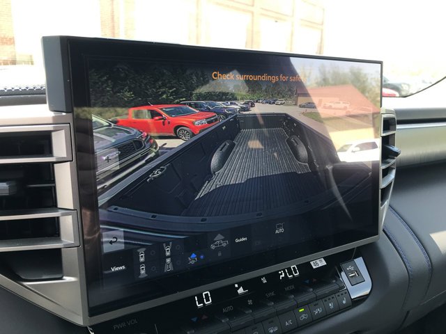 2026 Toyota Tundra Platinum - Photo 27