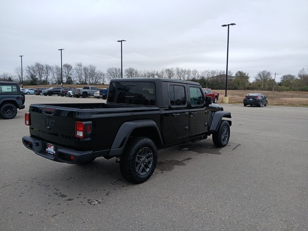 New 2026 Black Clear-Coat Exterior Paint Jeep Sport S image 7