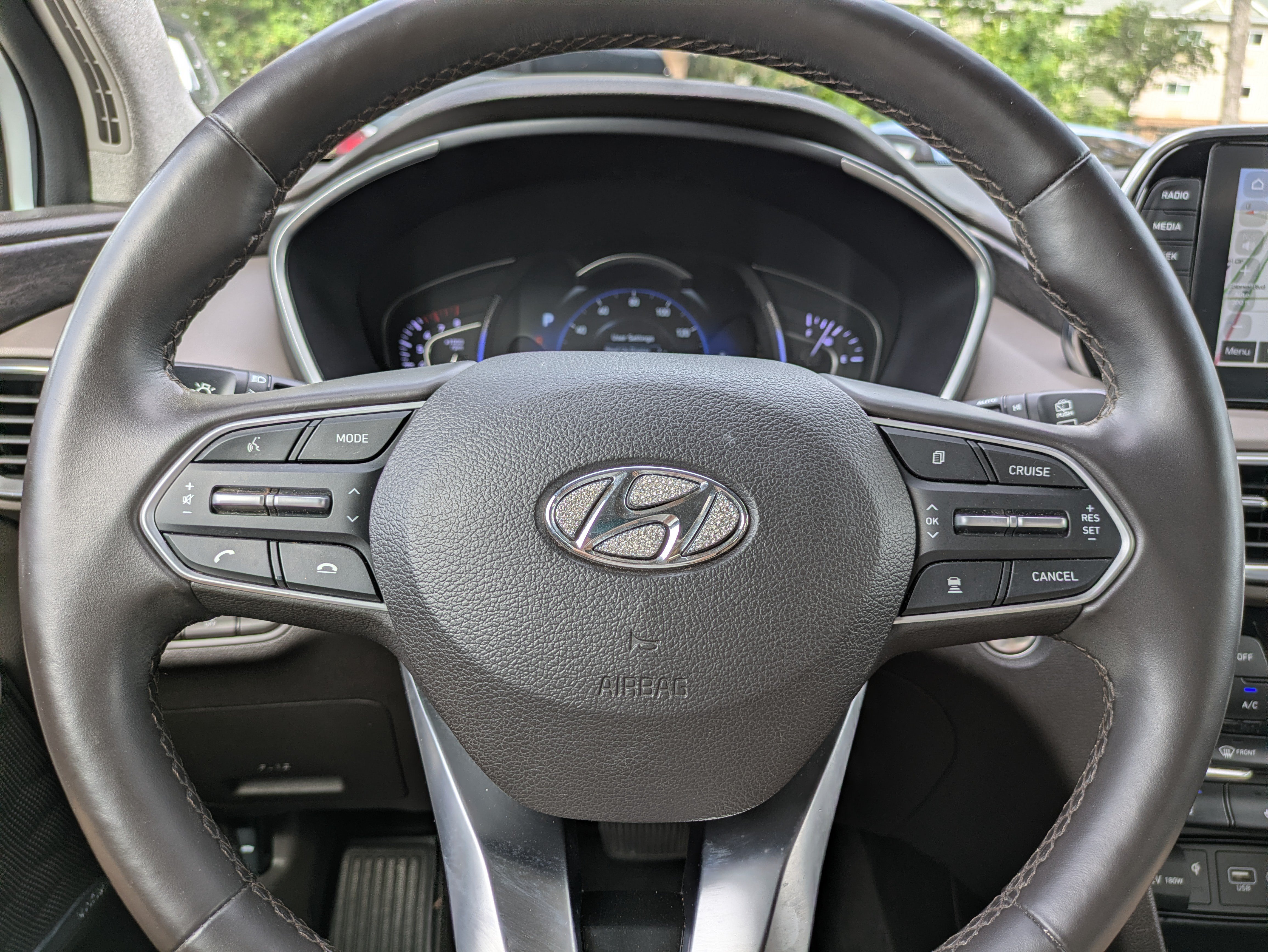 Used 2020 Quartz White Hyundai Limited image 26