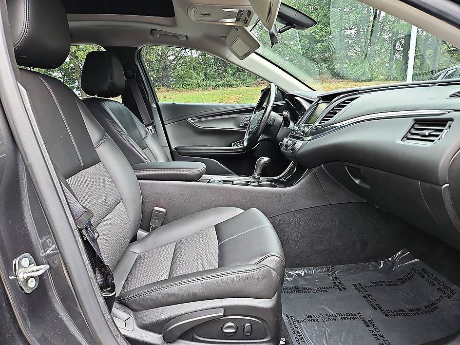 Used 2018 Nightfall Gray Metallic Chevrolet LT image 13