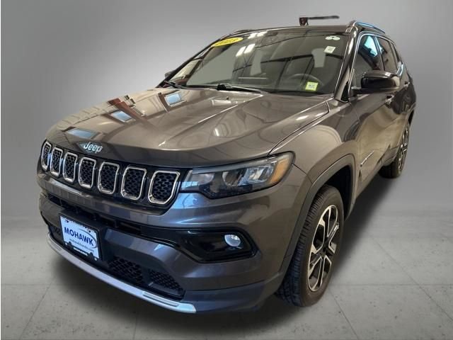 2023 Jeep Compass Limited 4X4's photo