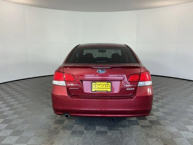 Used 2013 Red Subaru 2.5i image 6