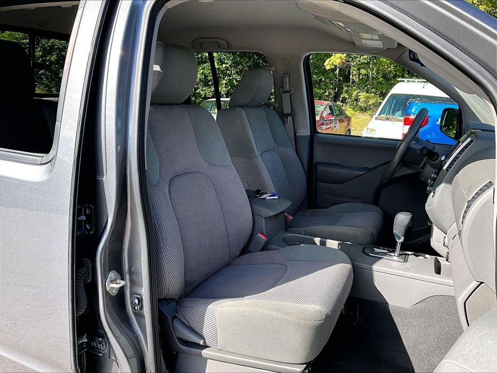 Used 2020 Gun Metallic Nissan SV image 11