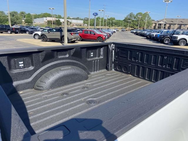 New 2026 Star White Metallic Tri-Coat Ford King Ranch image 8