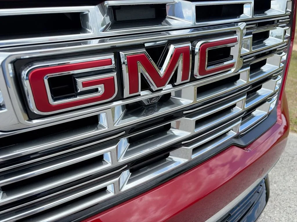 2026 GMC Acadia Denali - Photo 36