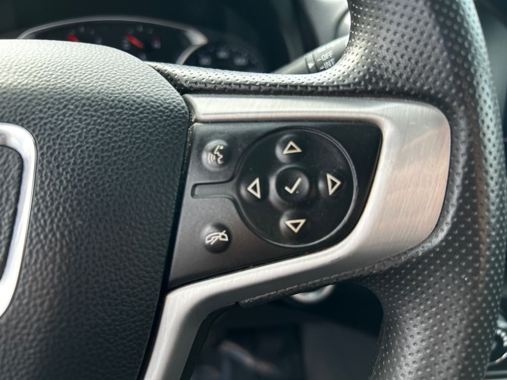 Used 2023 Sterling Metallic GMC SLE image 15